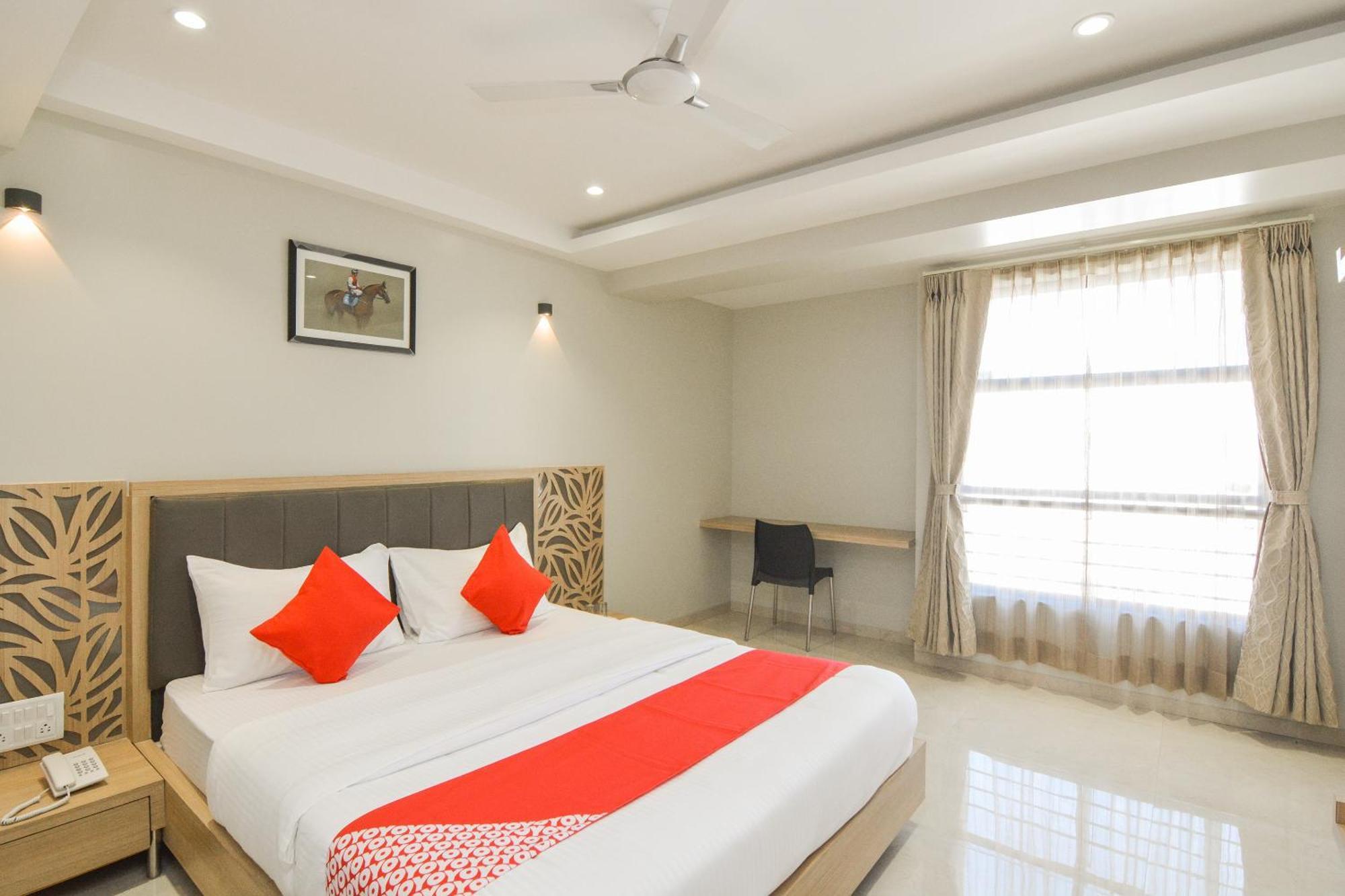 Hotel O Season Choice Shirdi Eksteriør billede